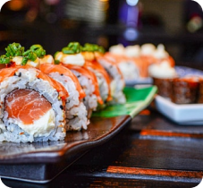 Время перекусить вкусными и свежайшими роллами и суши!